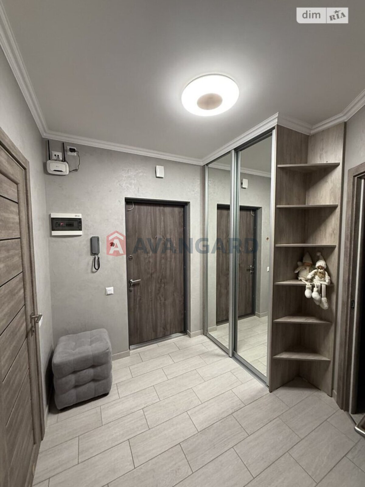 1 ��. ��������, 46/22/13 ��. �., 8/12 ������ ���� 4