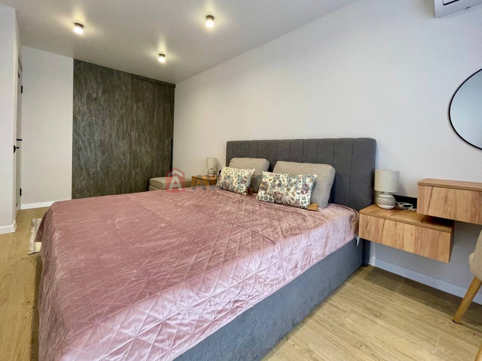 1 ��. ��������, 41/16/20 ��. �., 9/10 ������ ���� 13