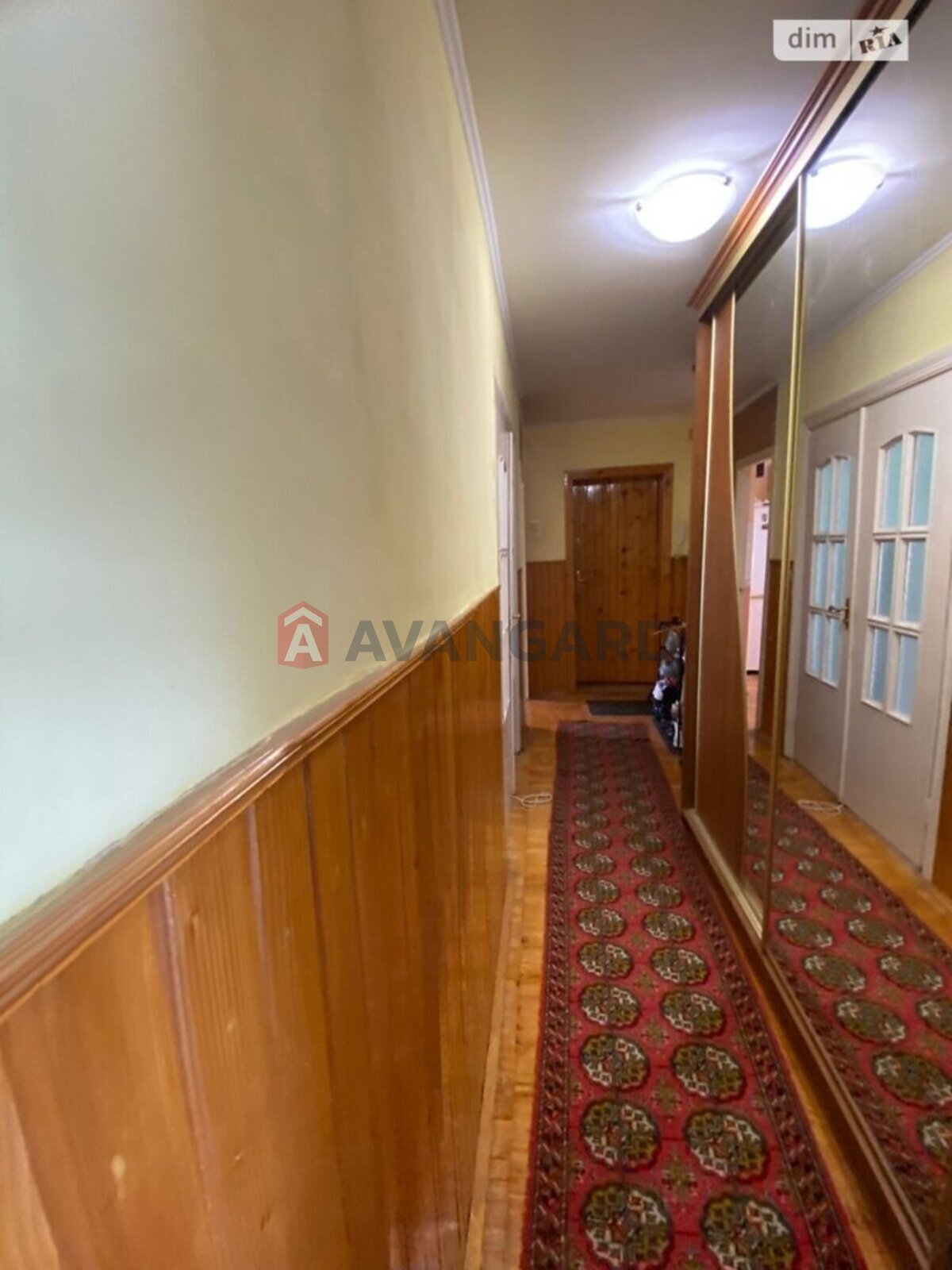 3 ��. ��������, 61/36/9 ��. �., 5/9 ������ ���� 6