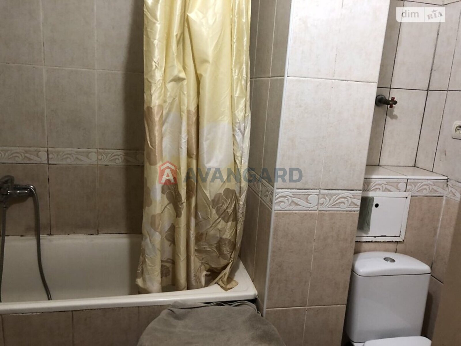 3 . , 63/-/- . ., 2/9   6