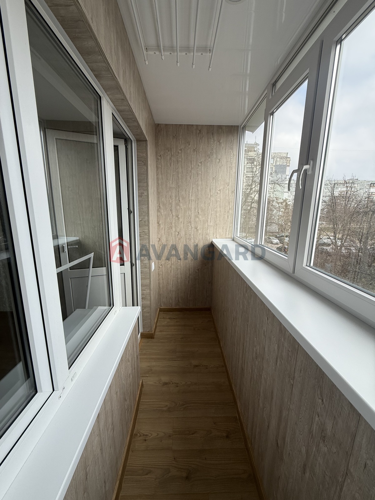 2 ��. ��������, 48/30/8 ��. �., 3/9 ������ ���� 13