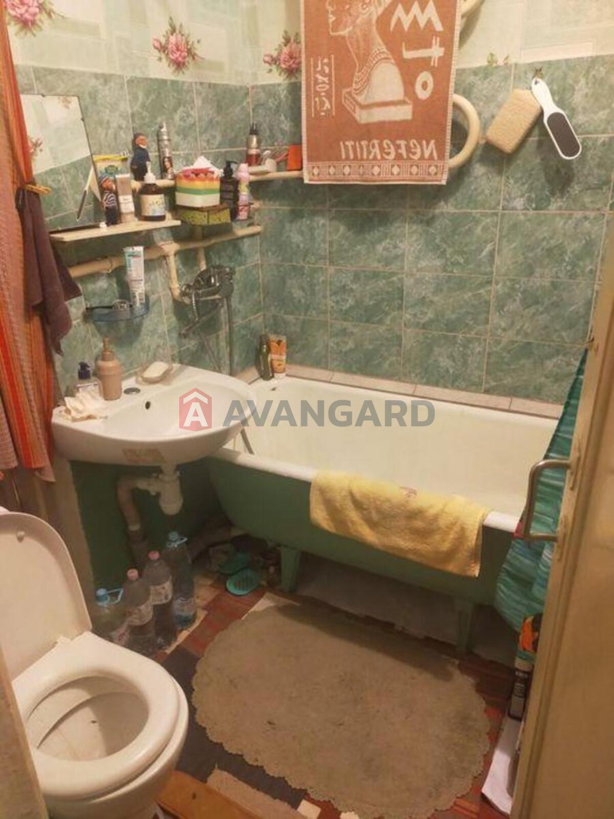 1 ��. ��������, 29/-/7 ��. �., 3/5 ������ ���� 4