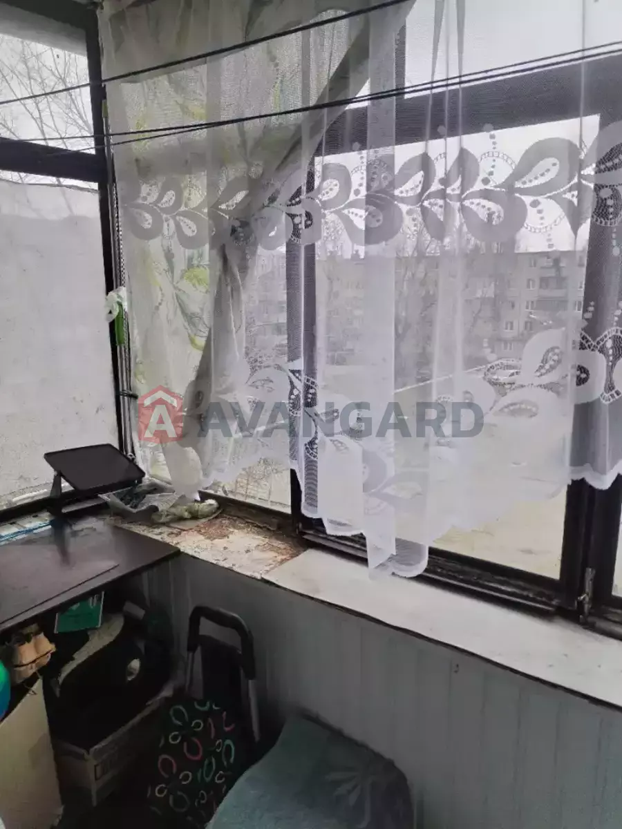 2 ��. ��������, 45/28/6 ��. �., 4/5 ������ ���� 9