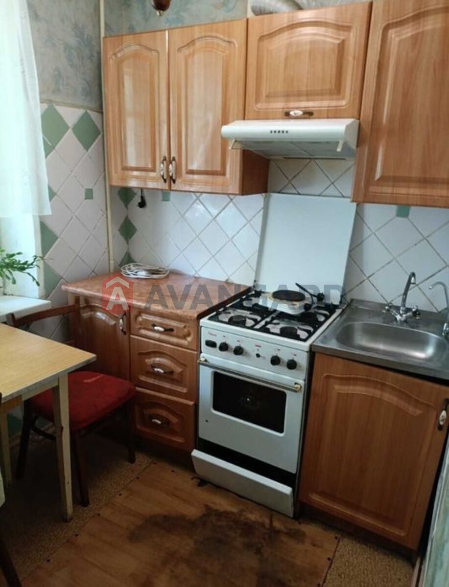 1 ��. ��������, 29/-/7 ��. �., 2/5 ������ ���� 1