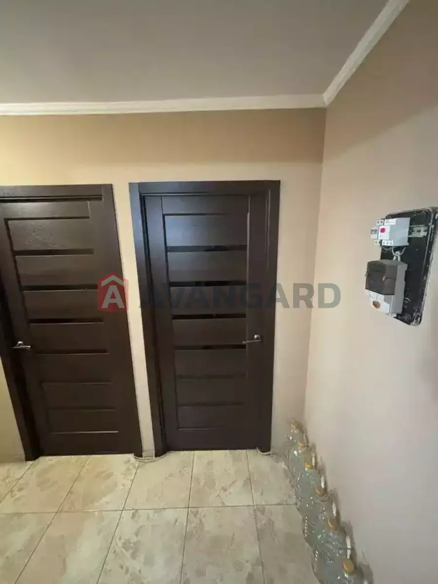 3 ��. ��������, 60/-/10 ��. �., 5/9 ������ ���� 19