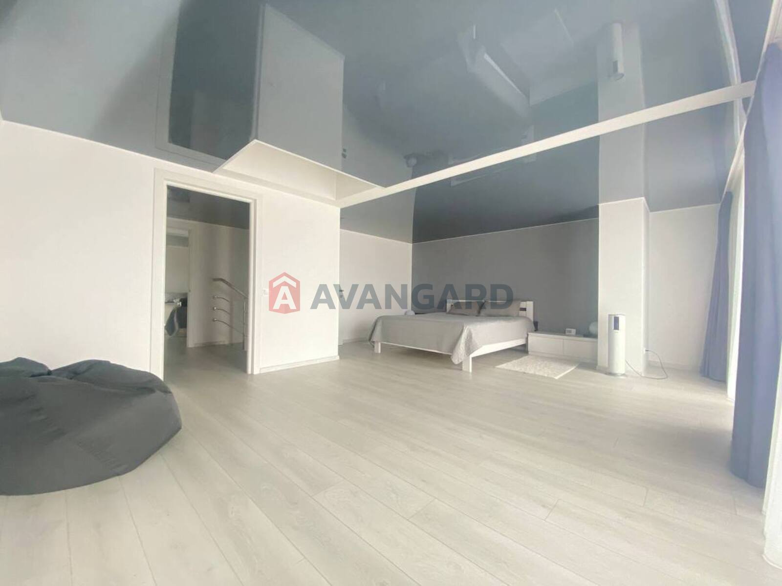 3 ��. ��������, 125/70/17 ��. �., 15/17 ������ ���� 10