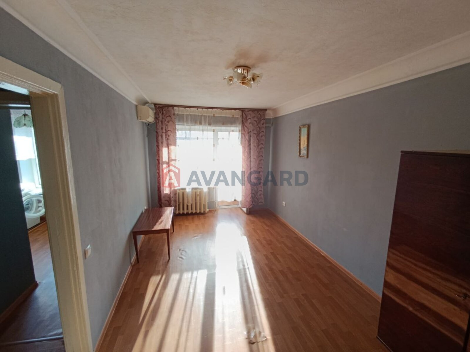 1 ��. ��������, 29.3/-/6,5 ��. �., 5/5 ������ ���� 6