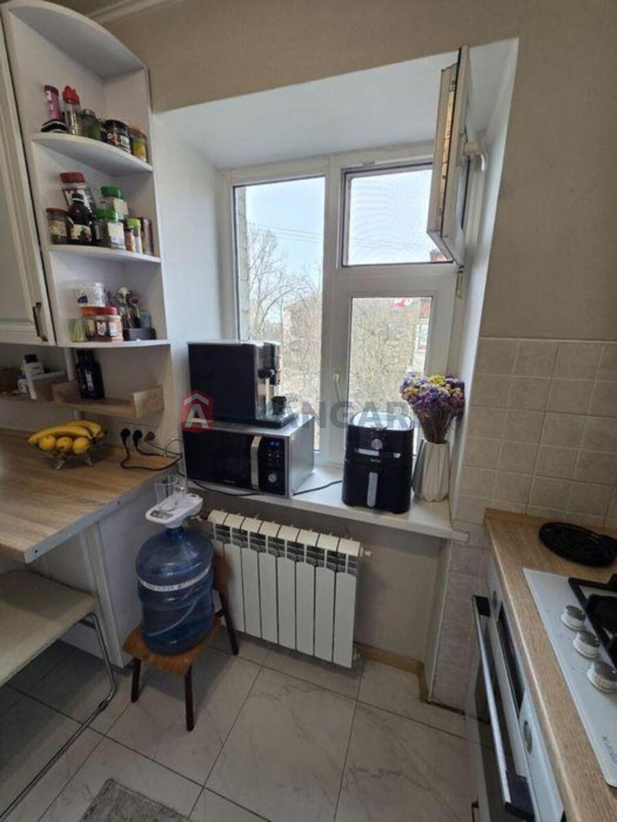 3 ����. ��������, 57/-/7 ��. �., 4/5 ���� ���� 14