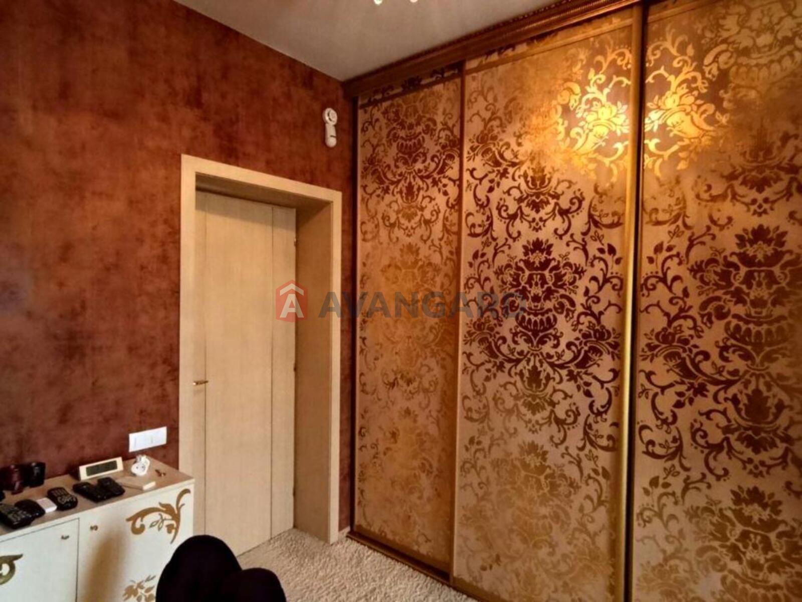 4 ��. ��������, 130/80/7 ��. �., 4/4 ������ ���� 26