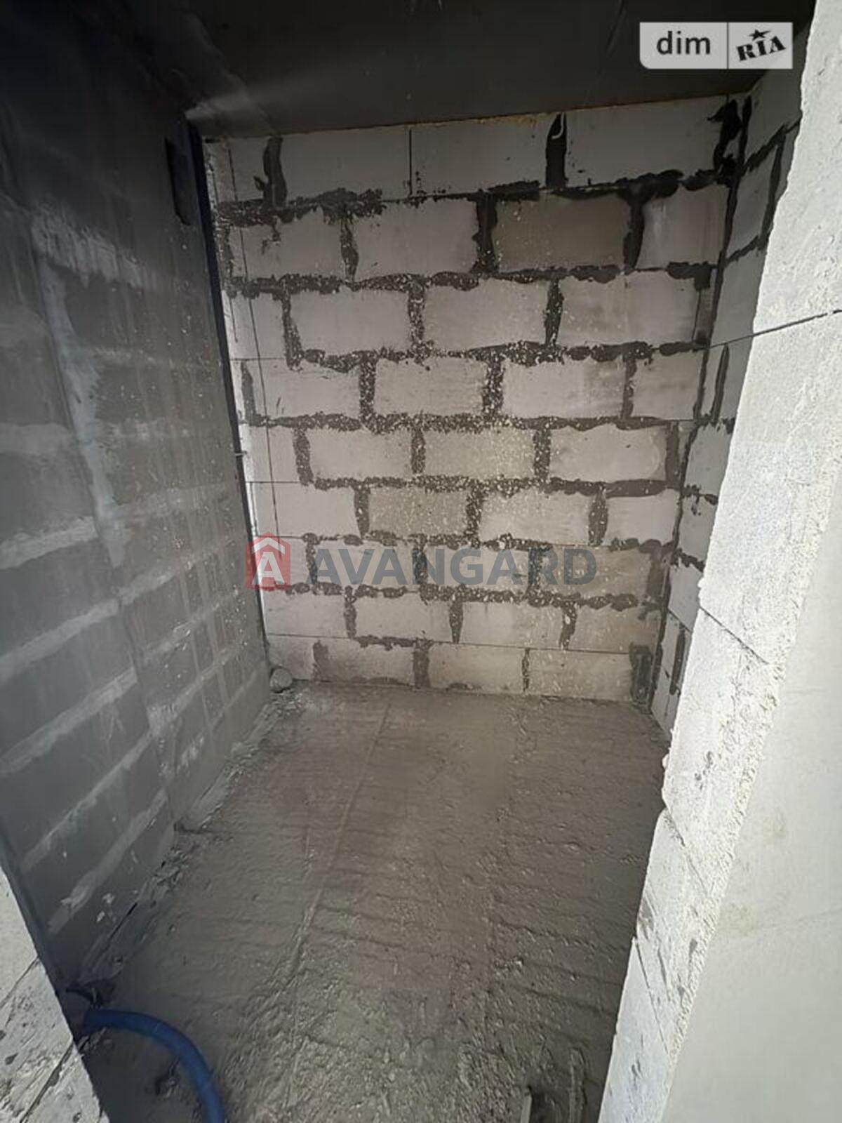 1 ��. ��������, 40/15/10 ��. �., 3/11 ������ ���� 7