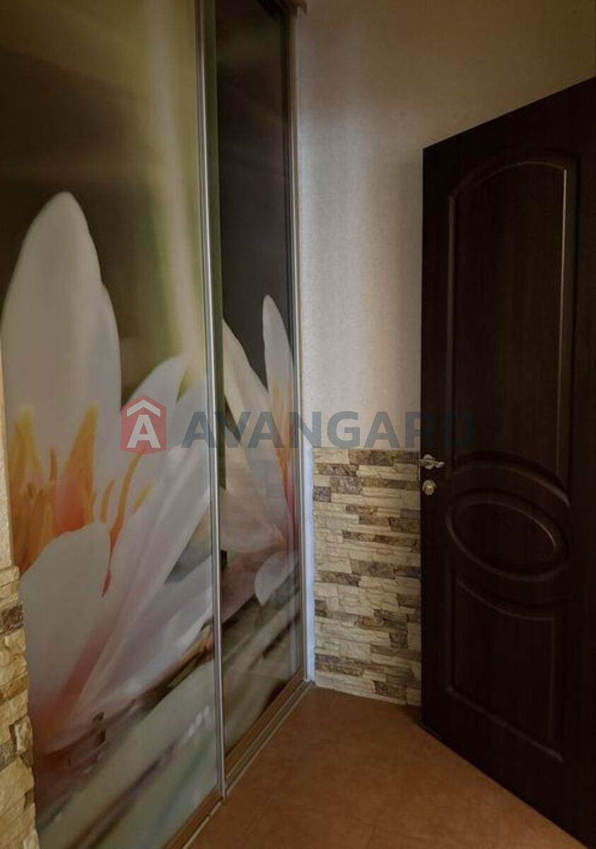 2 ��. ��������, 76/-/16 ��. �., 8/10 ������ ���� 19