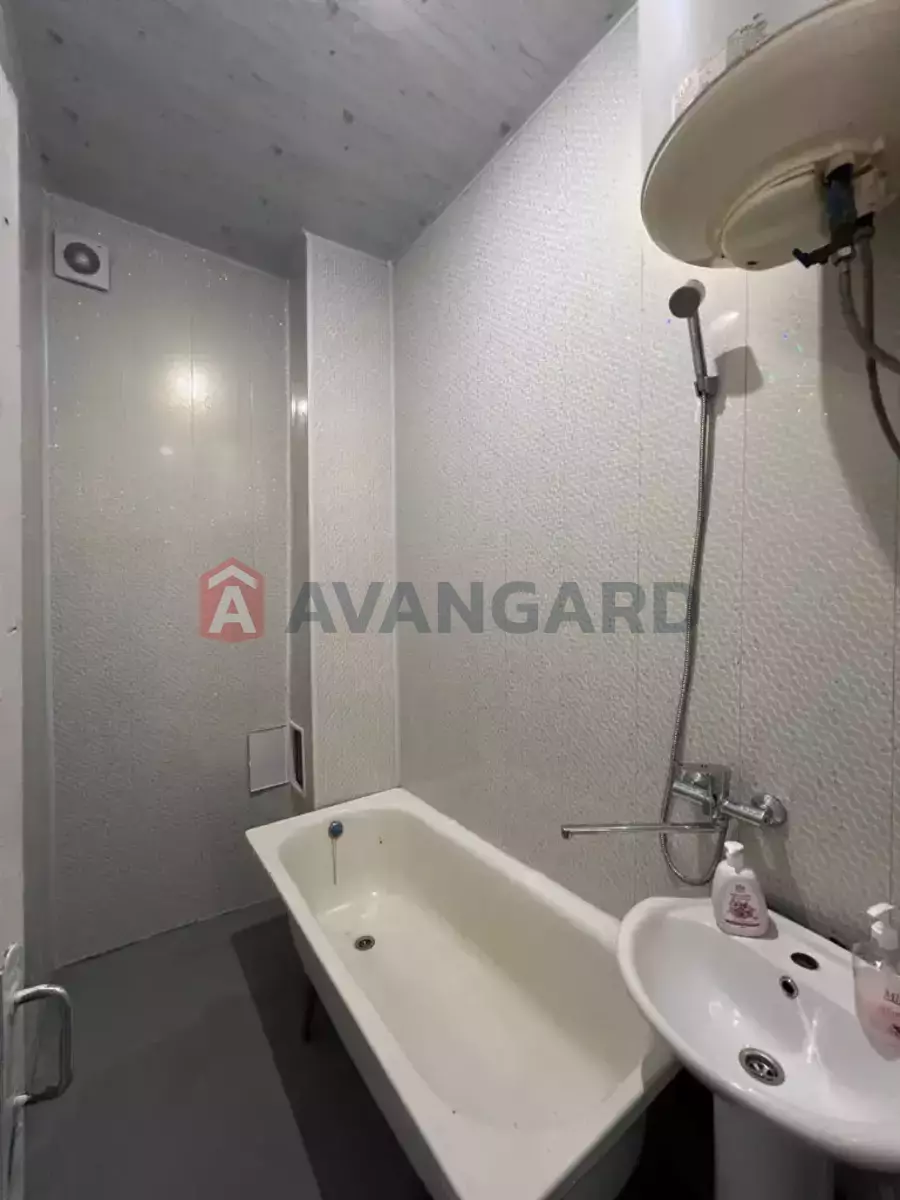 2 . , 61/-/- . ., 2/4   2