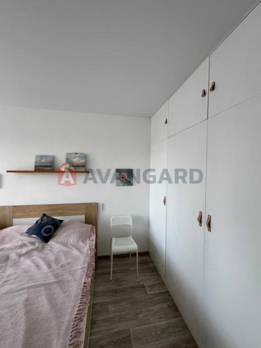 1 . , 30/-/7 . ., 6/9   8