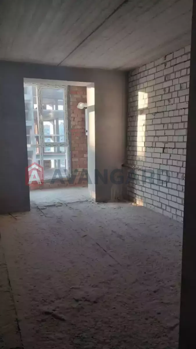 2 ��. ��������, 46/-/- ��. �., 8/10 ������ ���� 7