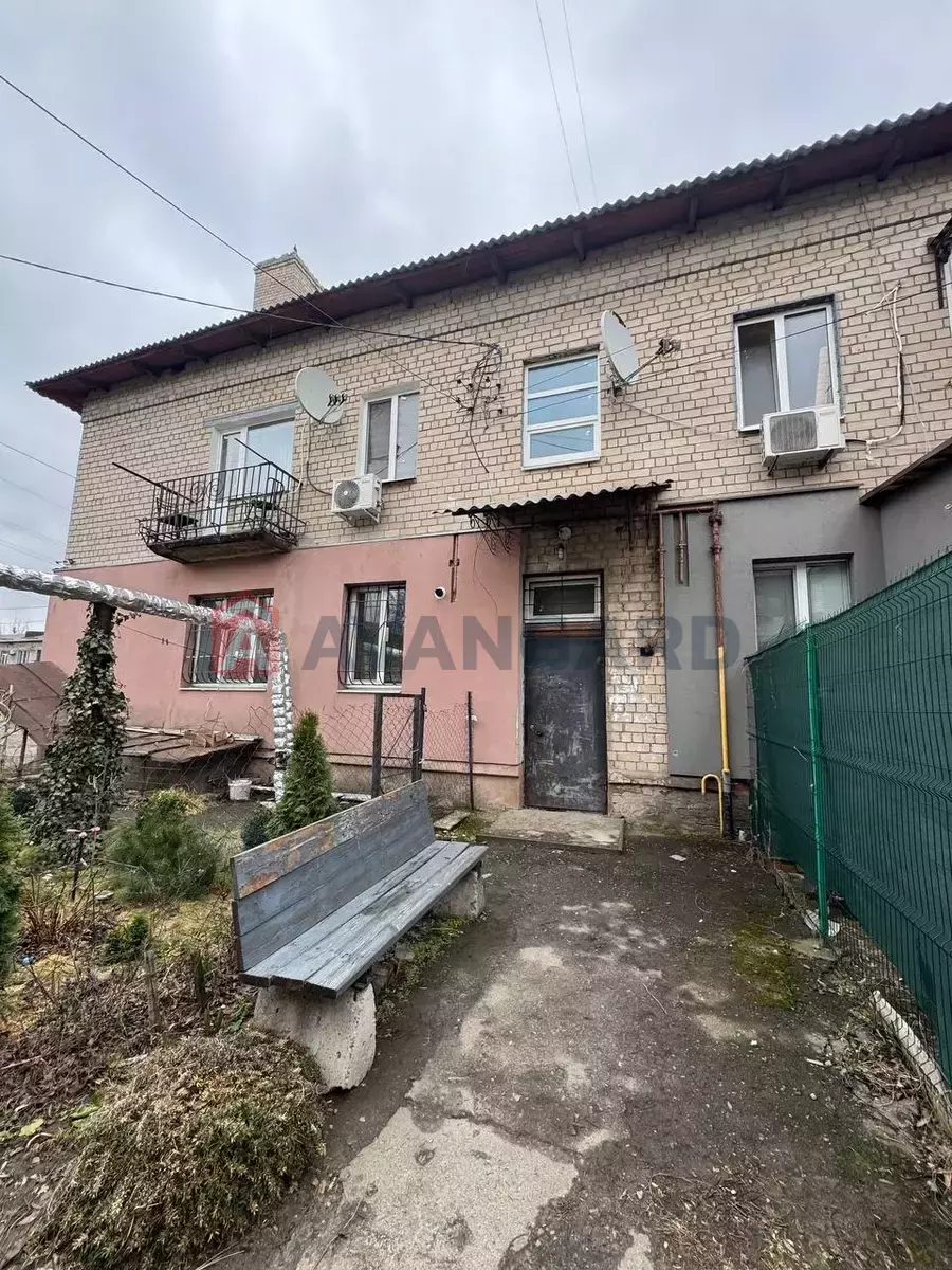 2 ��. ��������, 43/-/5 ��. �., 2/2 ������ ���� 17