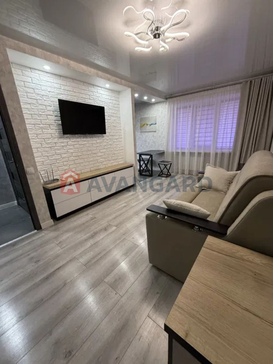 1 кім. квартира, 28/15/7 кв. м., 1/5 поверх фото 2 1 кім. квартира, 28/15/7 кв. м., 1/5 поверх фото 2