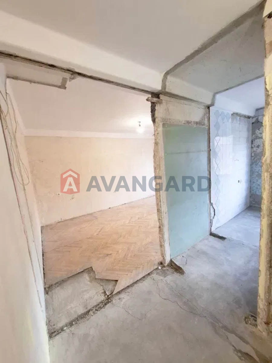 3 ����. ��������, 62/-/10 ��. �., 4/5 ���� ���� 11