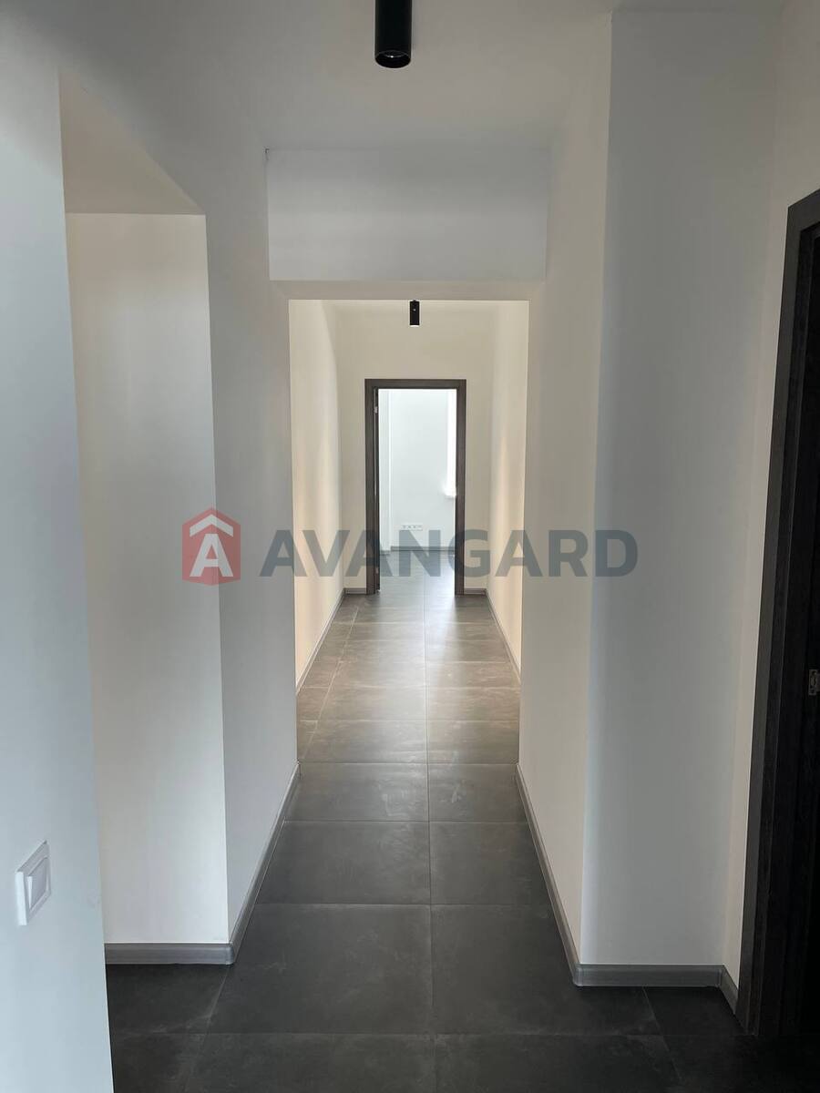 3 ����. ��������, 110/-/- ��. �., 6/22 ���� ���� 4