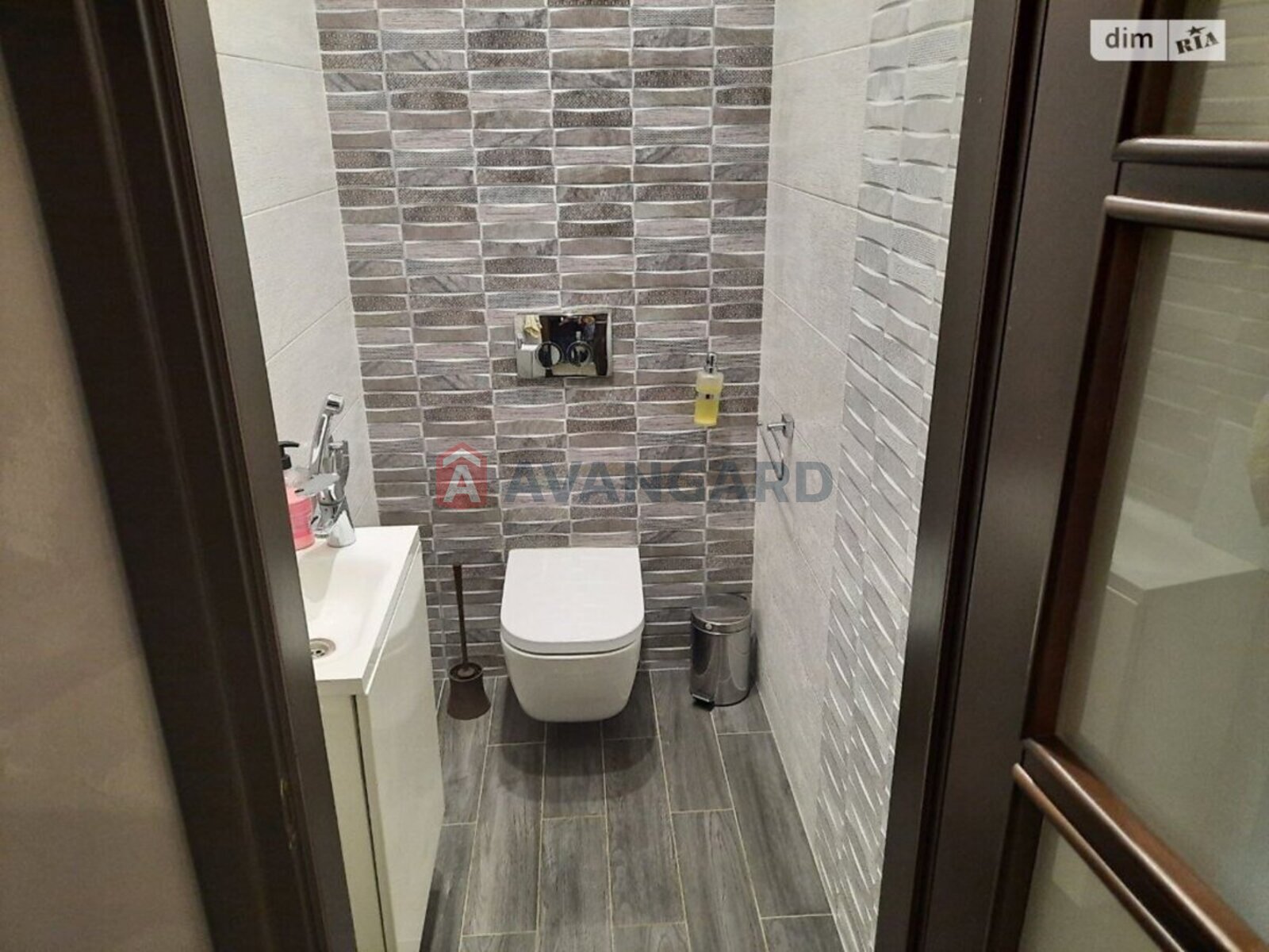 2 ��. ��������, 78/-/16 ��. �., 4/7 ������ ���� 10