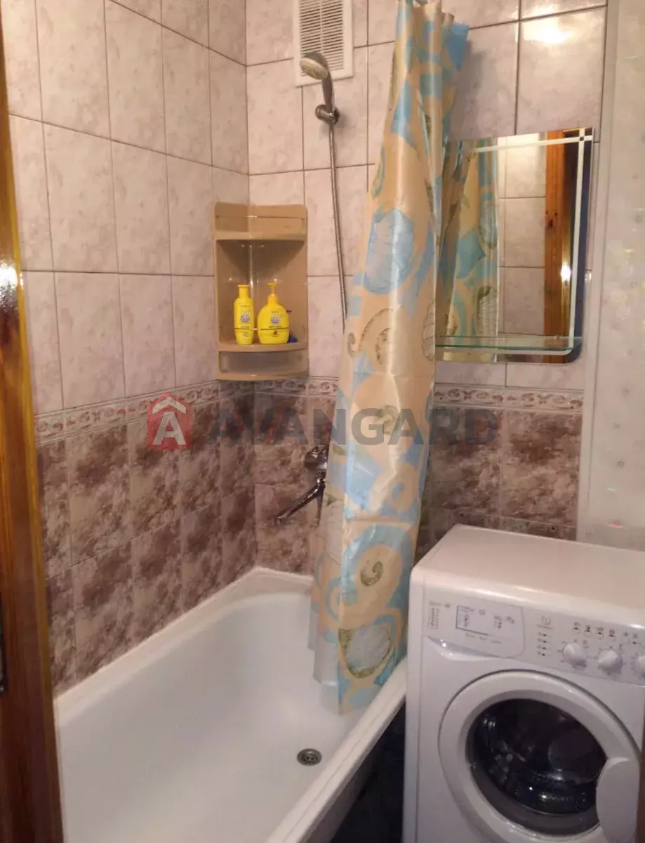 1 ��. ��������, 35/18/7 ��. �., 5/5 ������ ���� 7