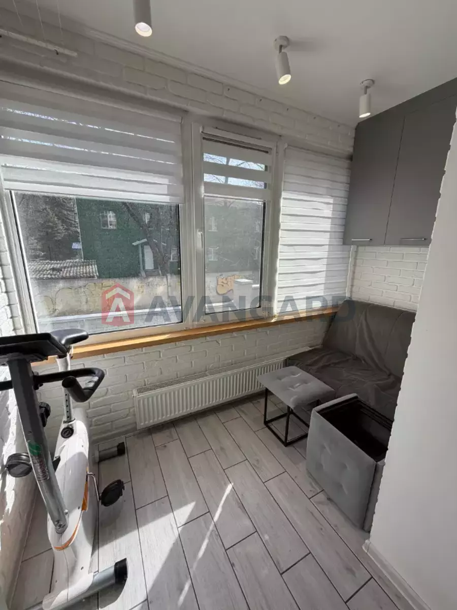 3 ��. ��������, 80/53/- ��. �., 1/10 ������ ���� 5