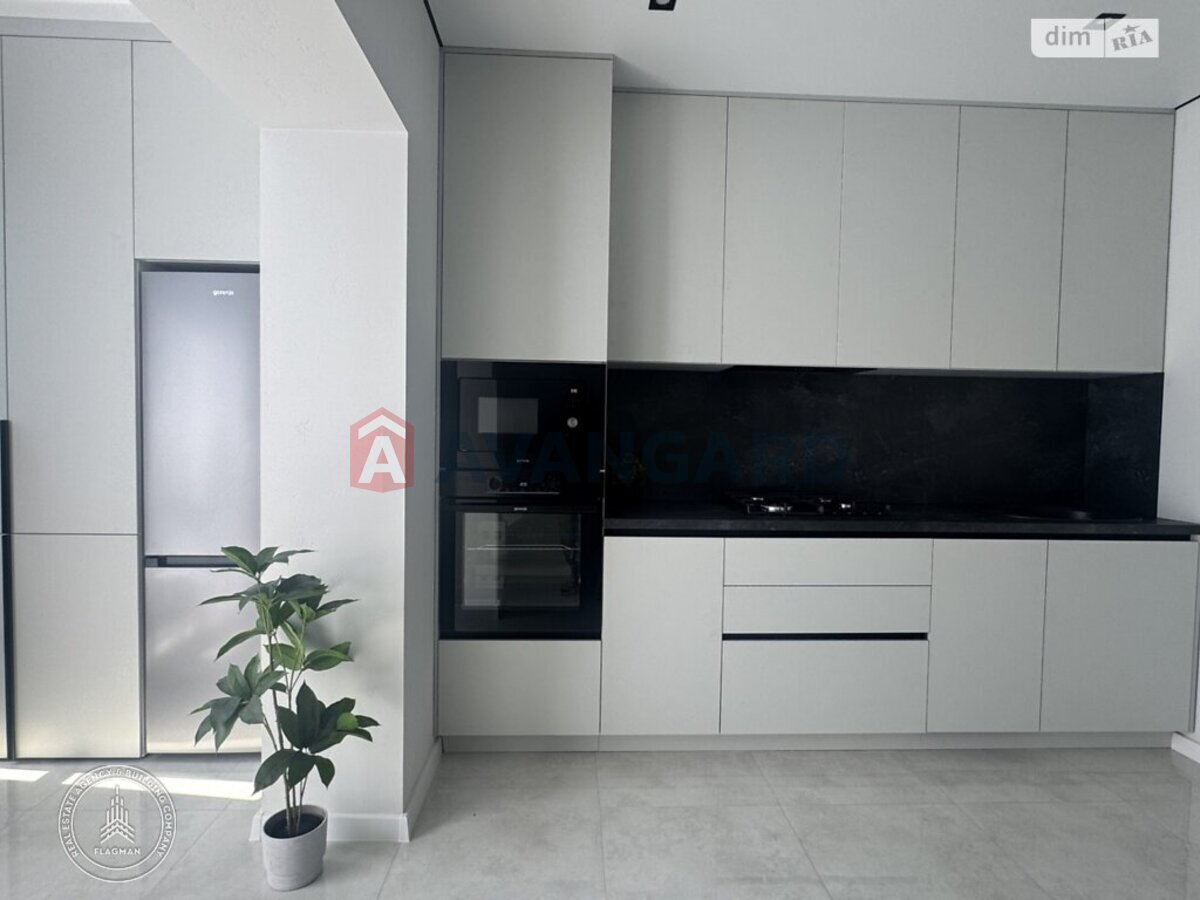 1 ��. ��������, 50/-/14 ��. �., 2/3 ������ ���� 1