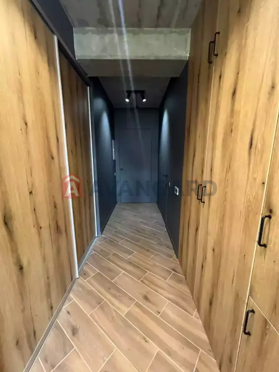 1 ��. ��������, 48/-/- ��. �., 7/9 ������ ���� 13