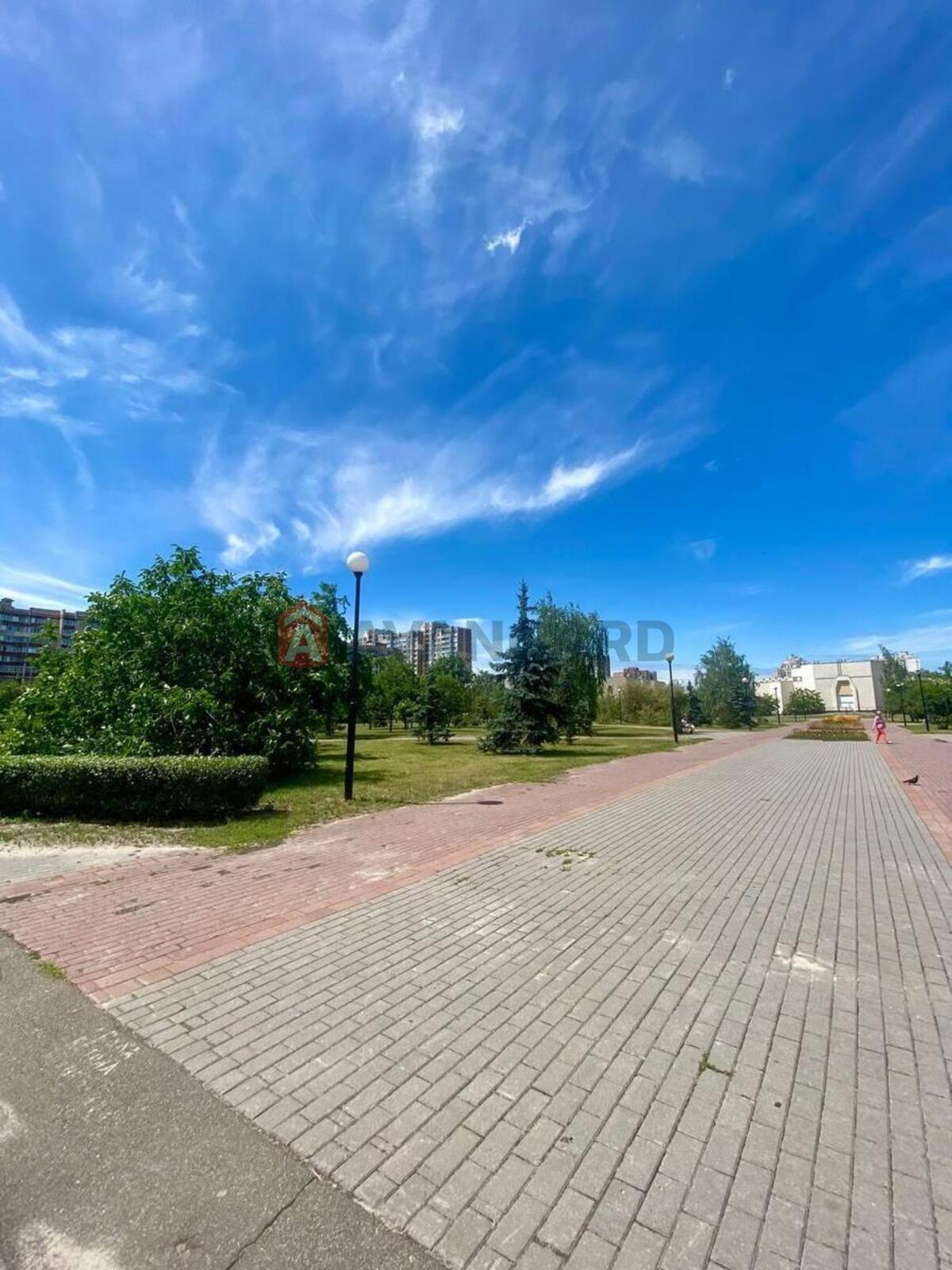 1 ��. ��������, 43/18/10 ��. �., 4/25 ������ ���� 4