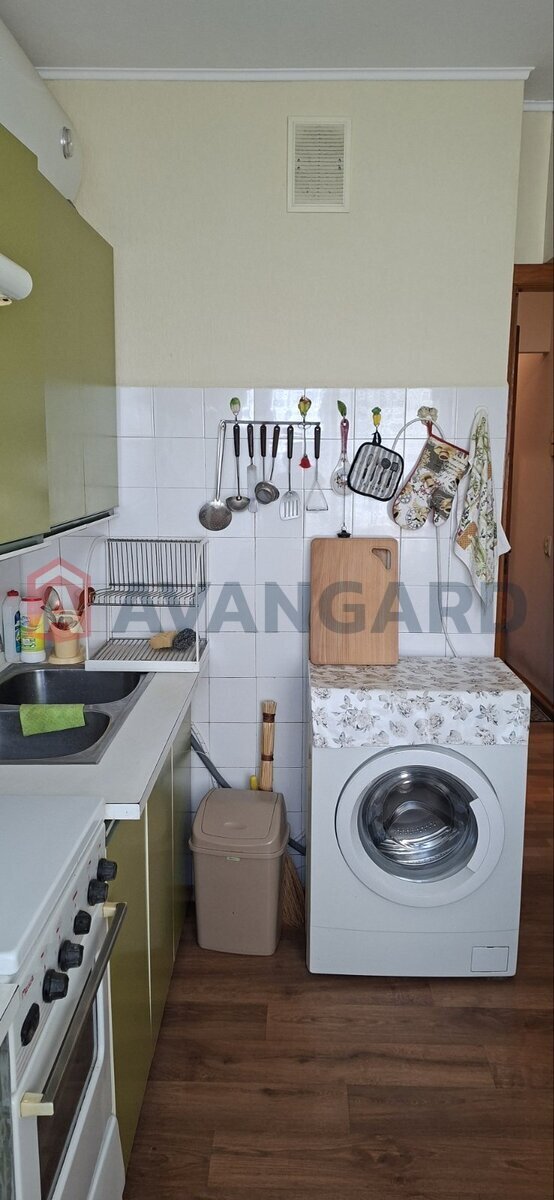 2 ��. ��������, 46/28/7 ��. �., 7/9 ������ ���� 10