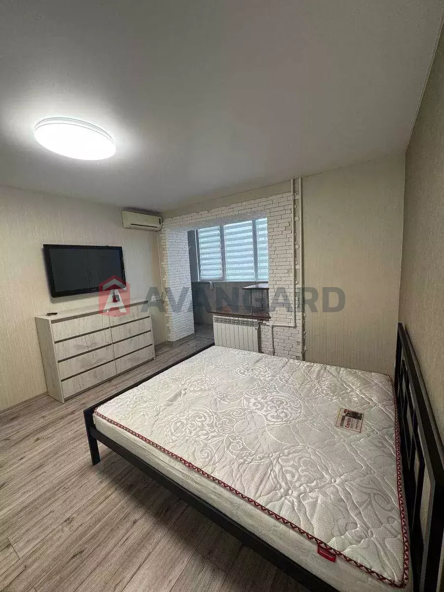 1 . , 30/-/6 . ., 8/9   8