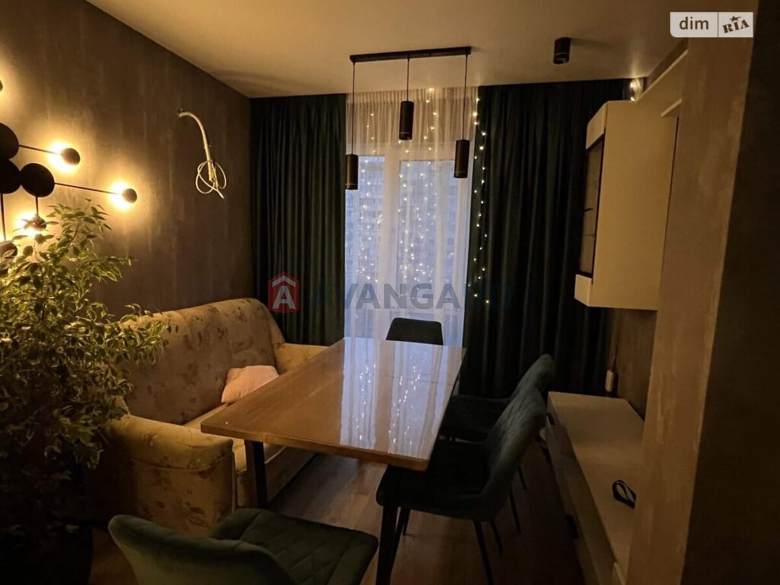 3 ��. ��������, 78/-/10 ��. �., 5/10 ������ ���� 1