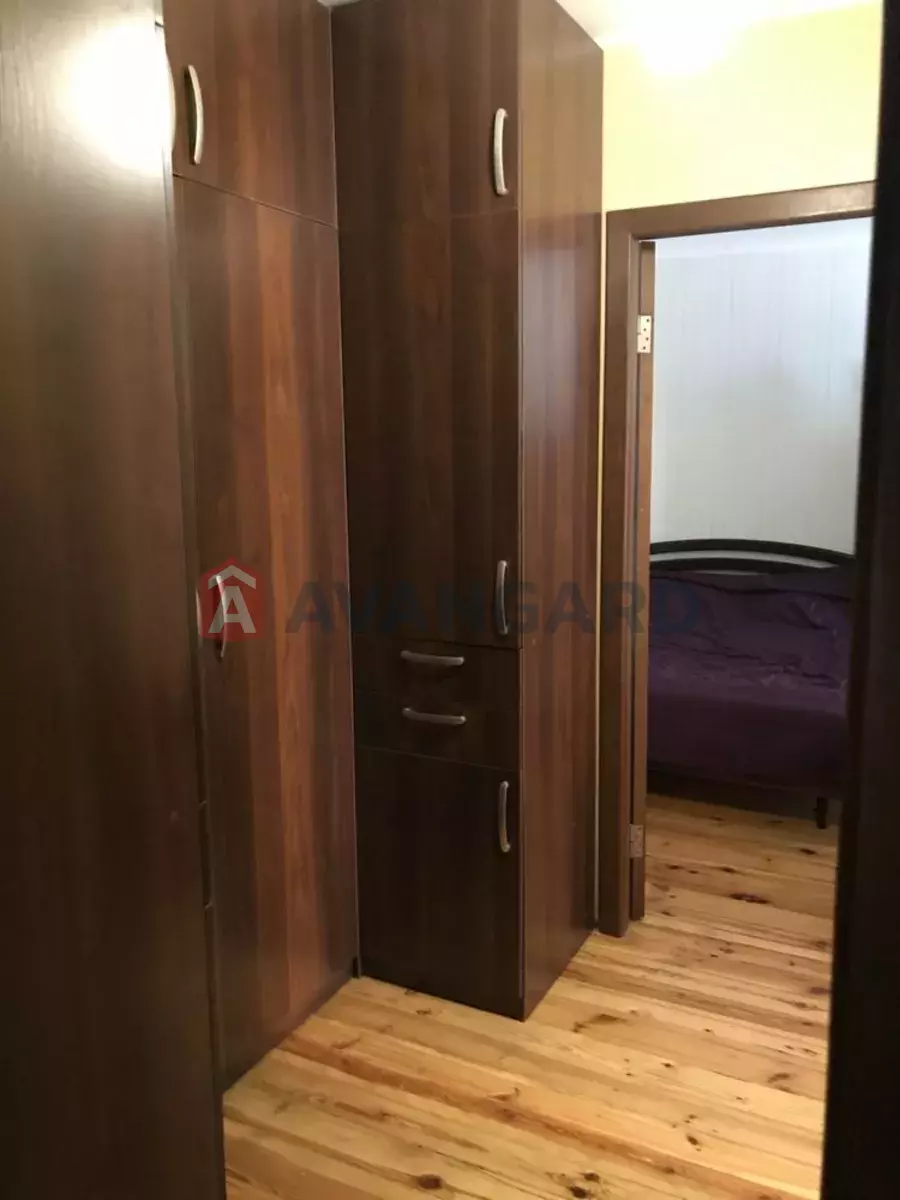 2 ����. ��������, 42/-/6 ��. �., 2/5 ���� ���� 10