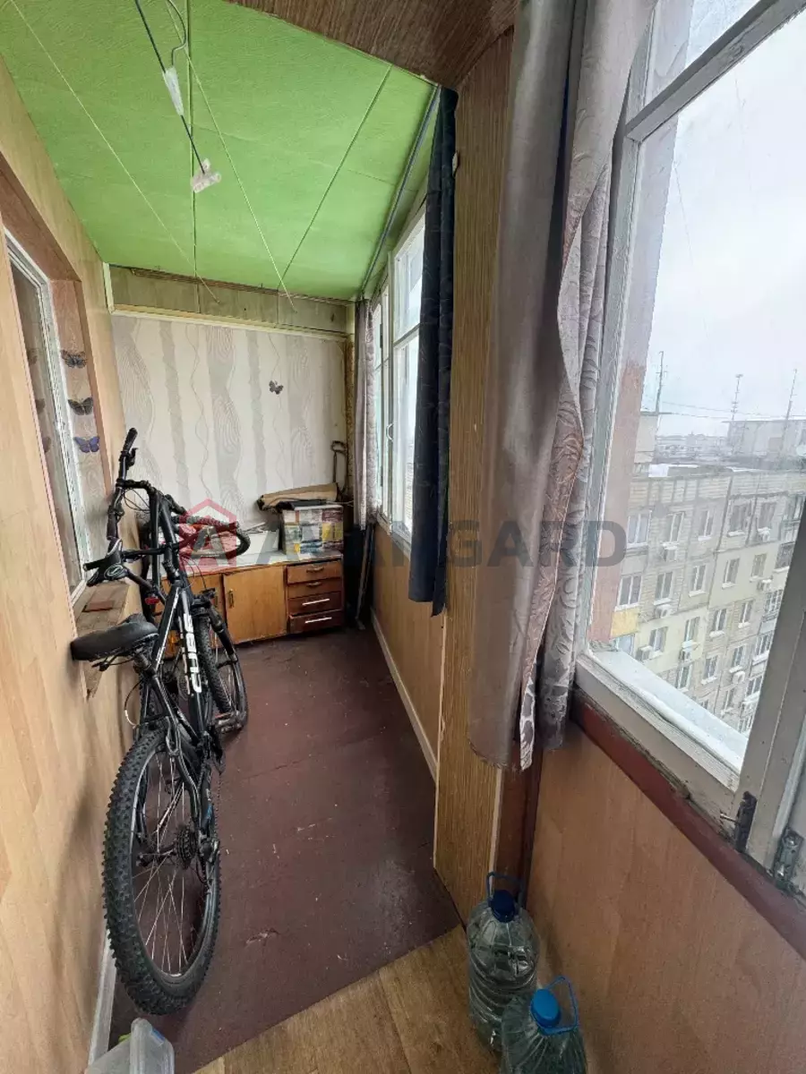 2 ��. ��������, 47/40/7 ��. �., 10/16 ������ ���� 16