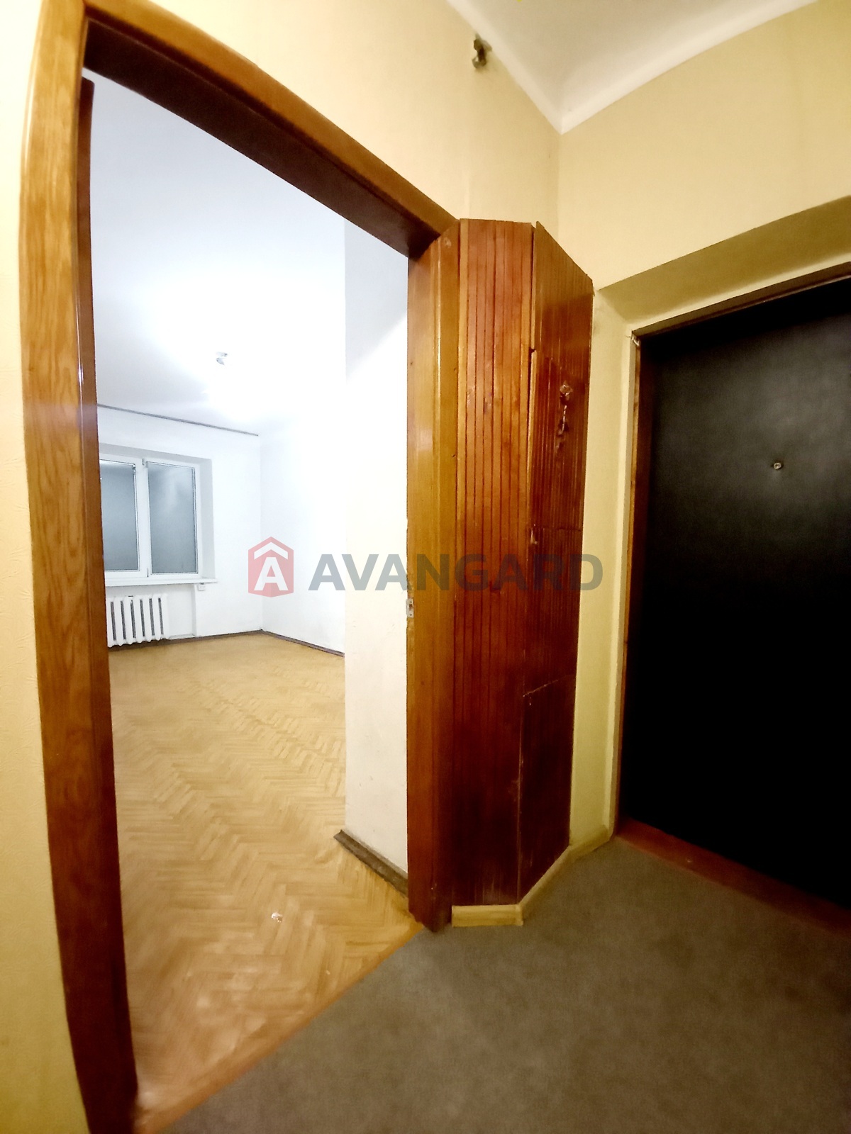 2 ����. ��������, 58/35/9.3 ��. �., 1/5 ���� ���� 14