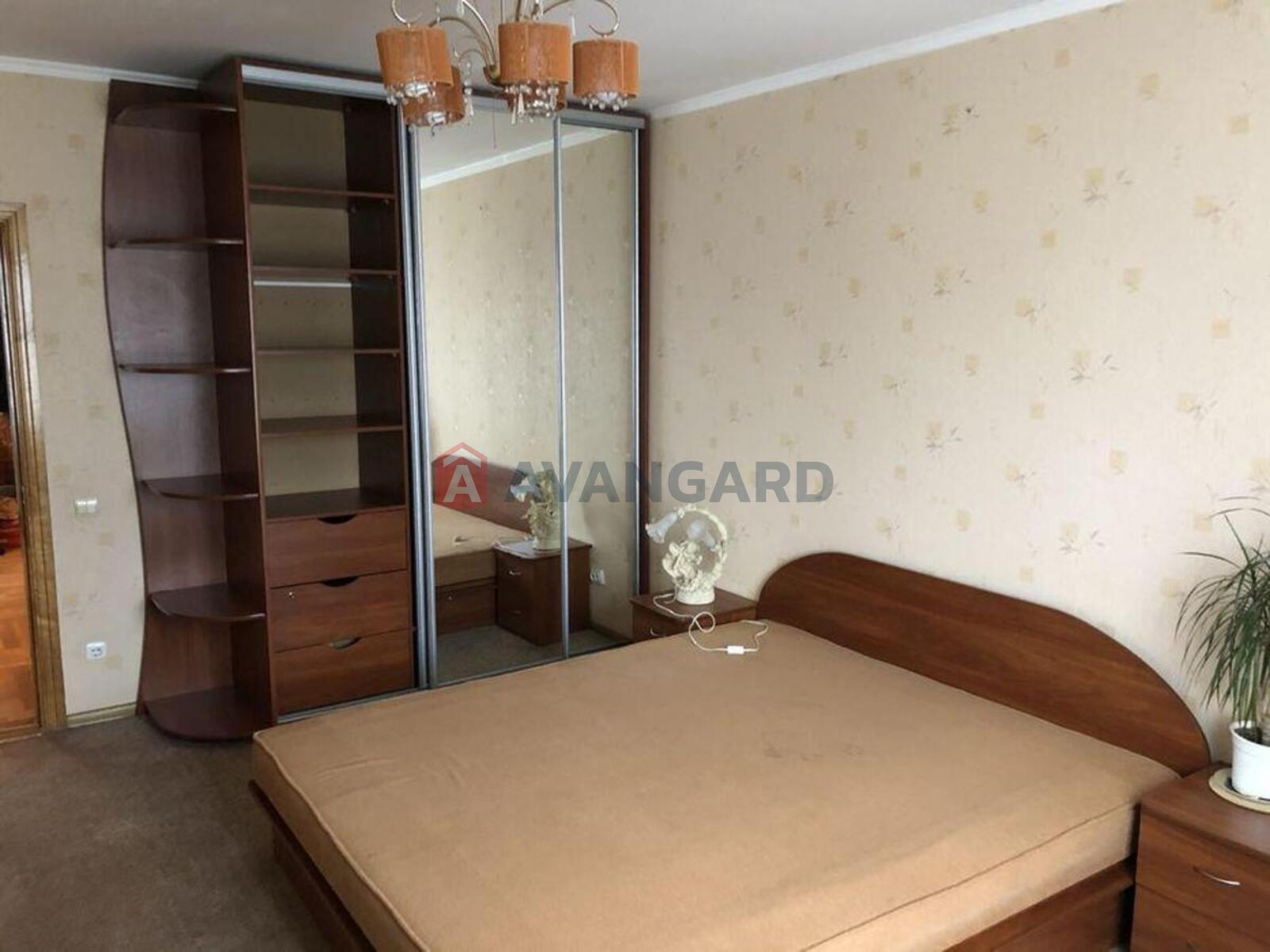 2 ��. ��������, 68/-/11 ��. �., 13/22 ������ ���� 6