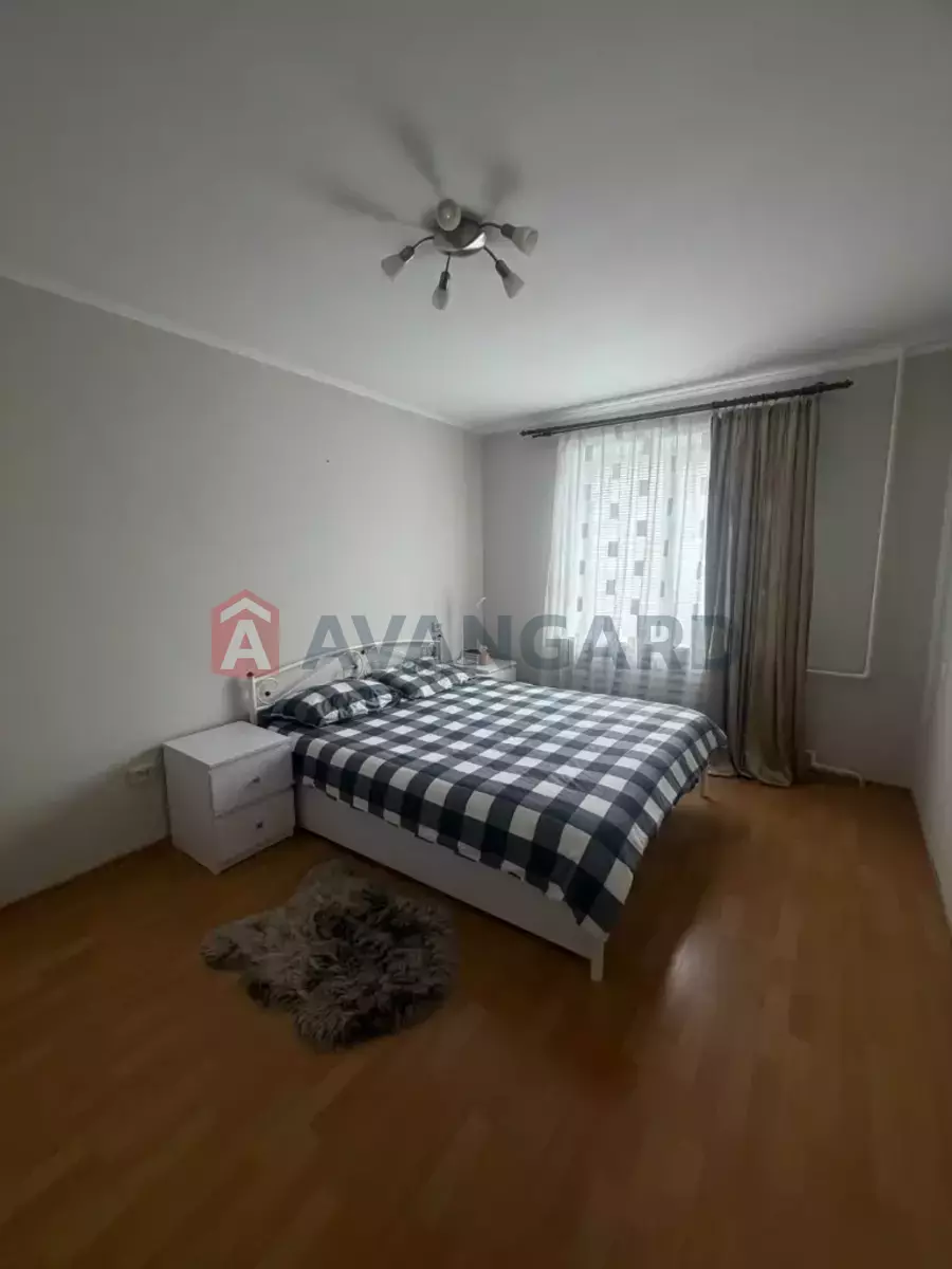 3 ��. ��������, 58/-/9 ��. �., 7/9 ������ ���� 4