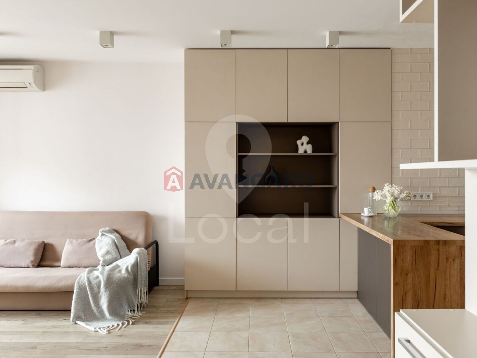 1 ��. ��������, 53/33/20 ��. �., 14/26 ������ ���� 5