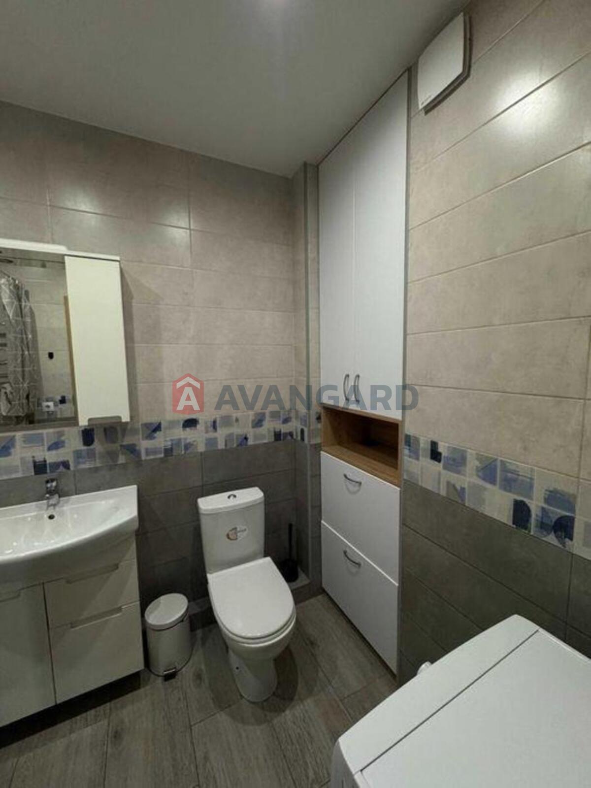 1 ��. ��������, 33/-/10 ��. �., 19/25 ������ ���� 11