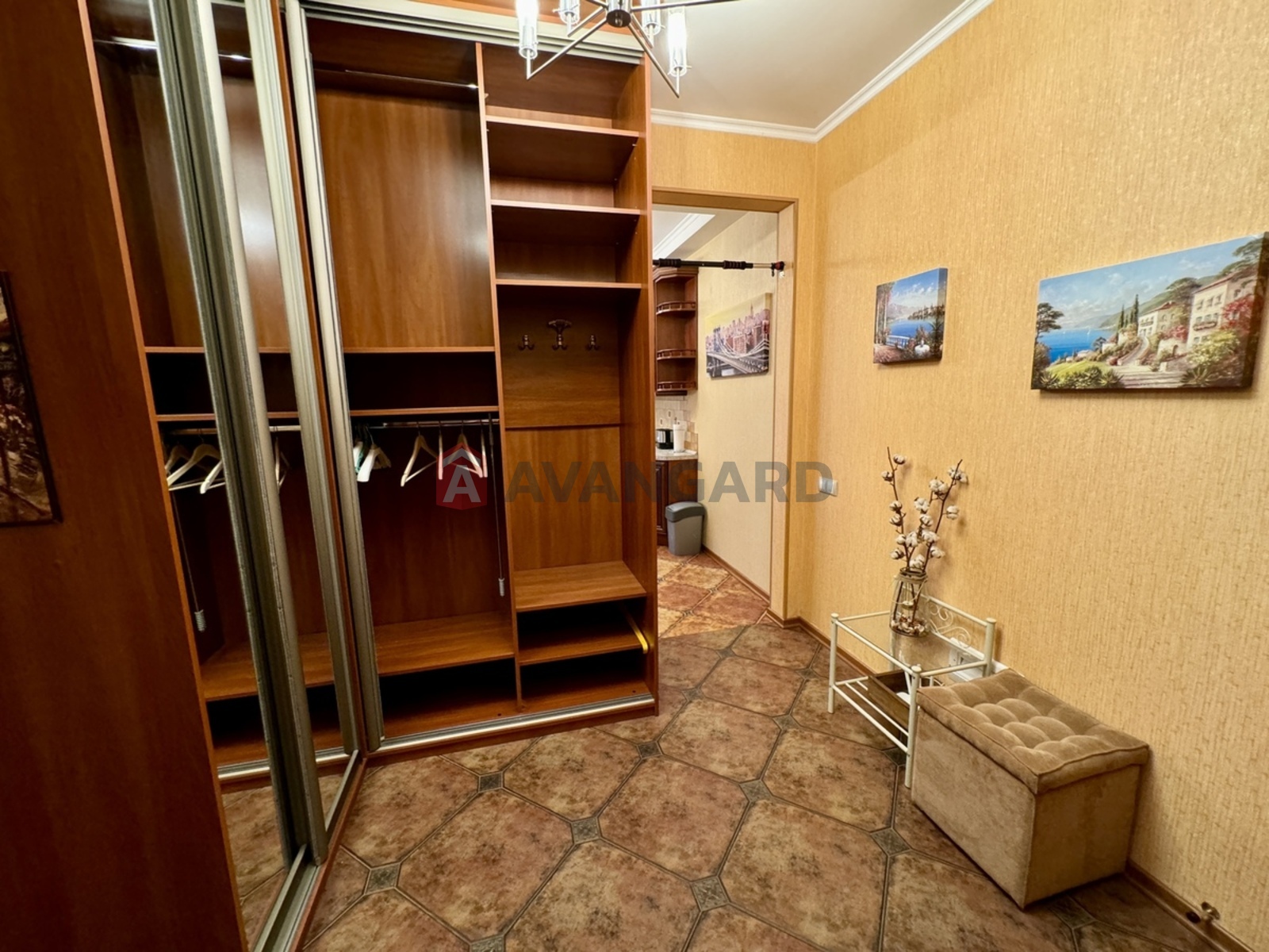 2 ��. ��������, 77/50/20 ��. �., 7/8 ������ ���� 13