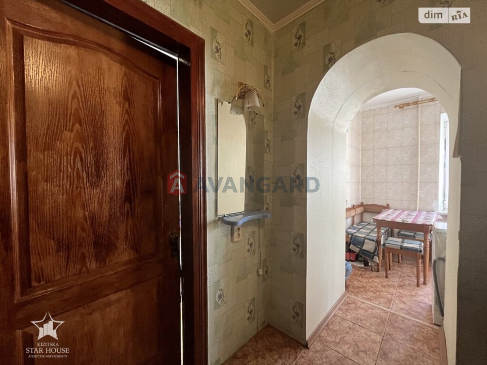 1 ��. ��������, 31/18/8 ��. �., 8/9 ������ ���� 9