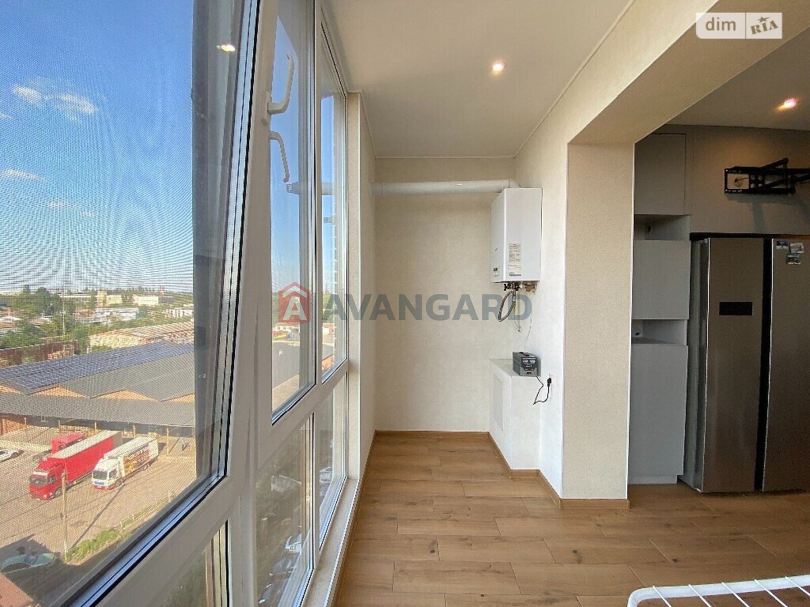 2 ��. ��������, 72/-/23 ��. �., 8/12 ������ ���� 3