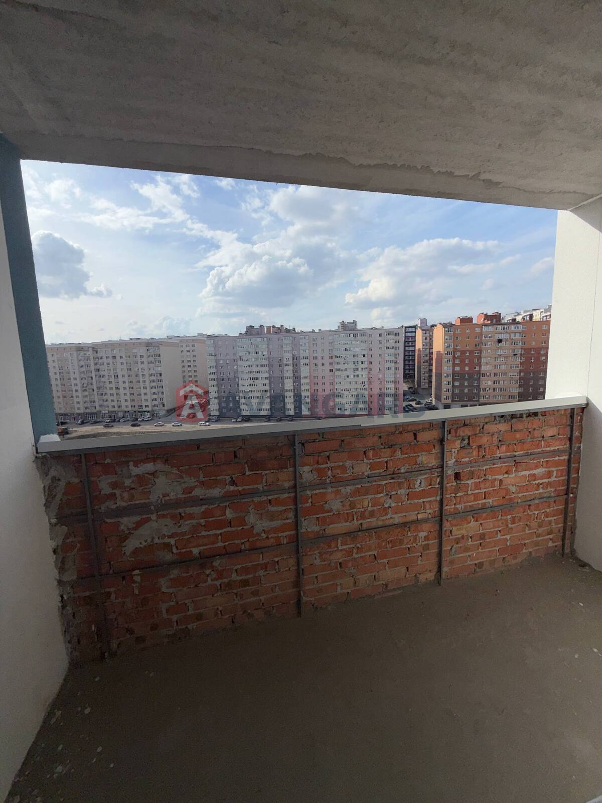 2 ��. ��������, 80.7/40/17 ��. �., 6/10 ������ ���� 14