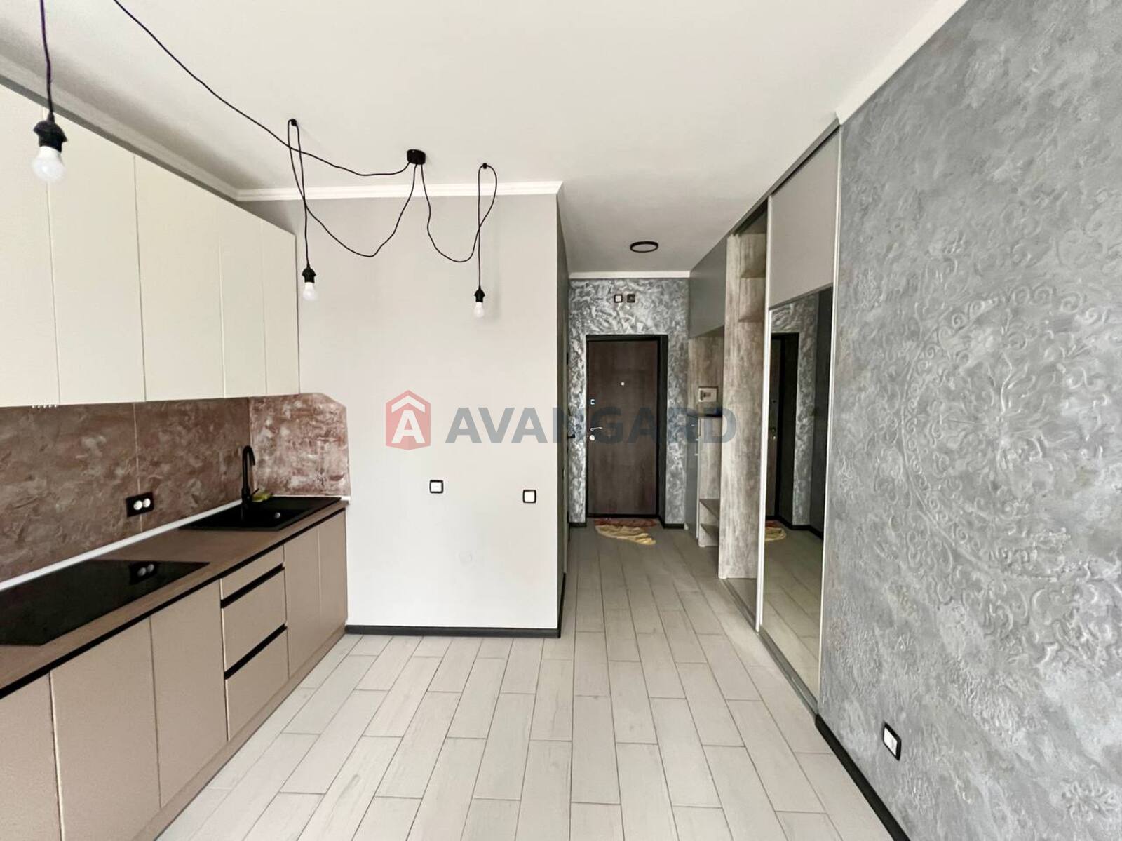 1 ��. ��������, 42/-/12 ��. �., 2/6 ������ ���� 15