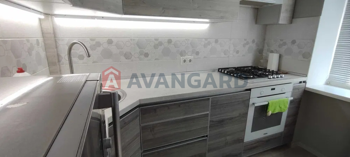 3 ��. ��������, 75/-/10 ��. �., 5/5 ������ ���� 5