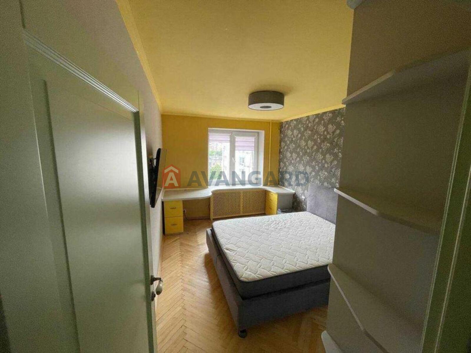 2 ��. ��������, 45/-/15 ��. �., 8/9 ������ ���� 2