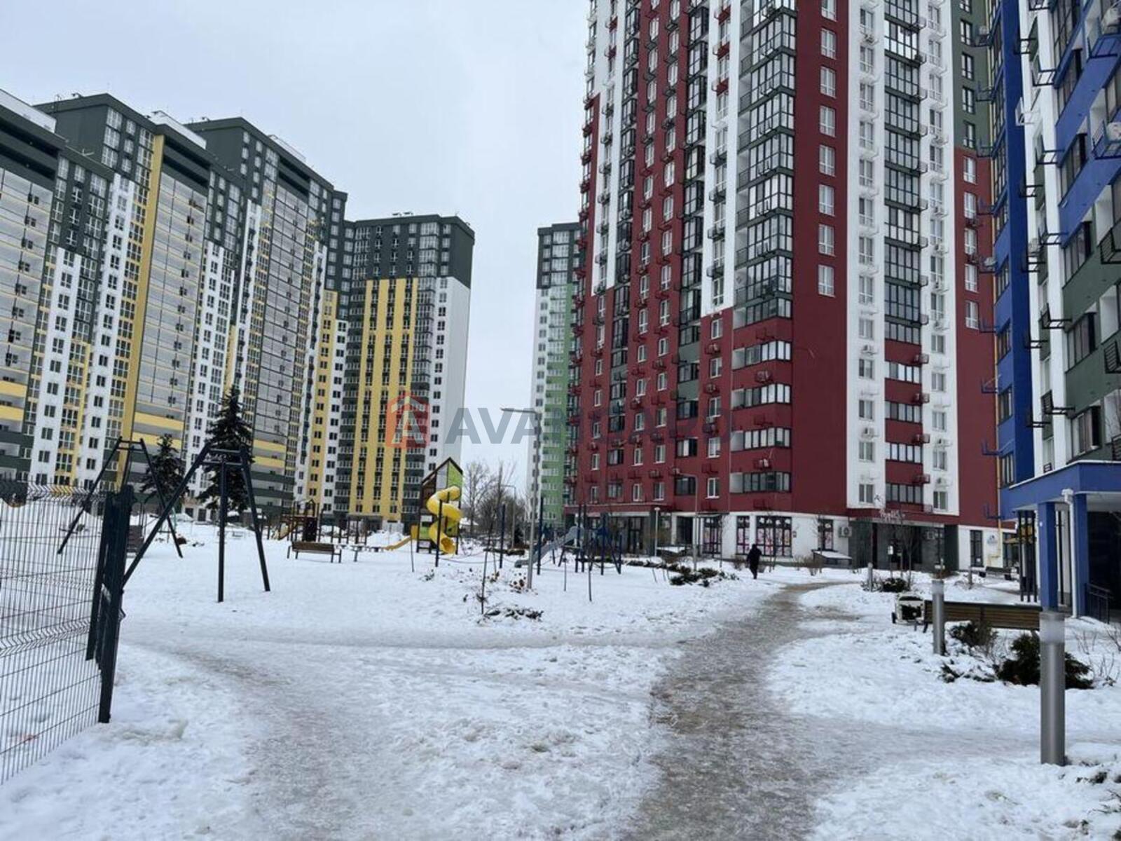 3 ��. ��������, 96/-/16 ��. �., 12/24 ������ ���� 1