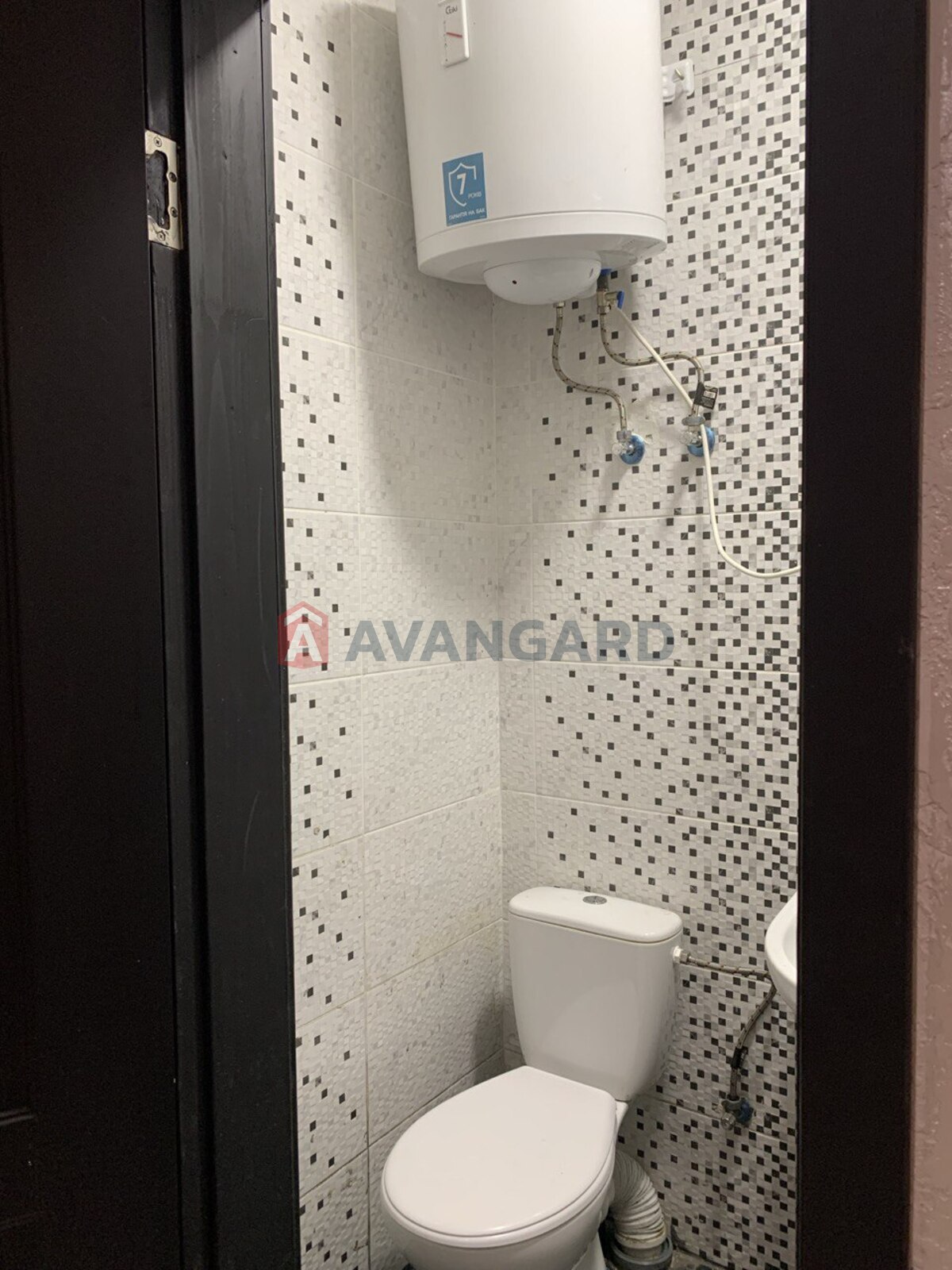 1 ��. ��������, 18/-/- ��. �., 1/2 ������ ���� 5