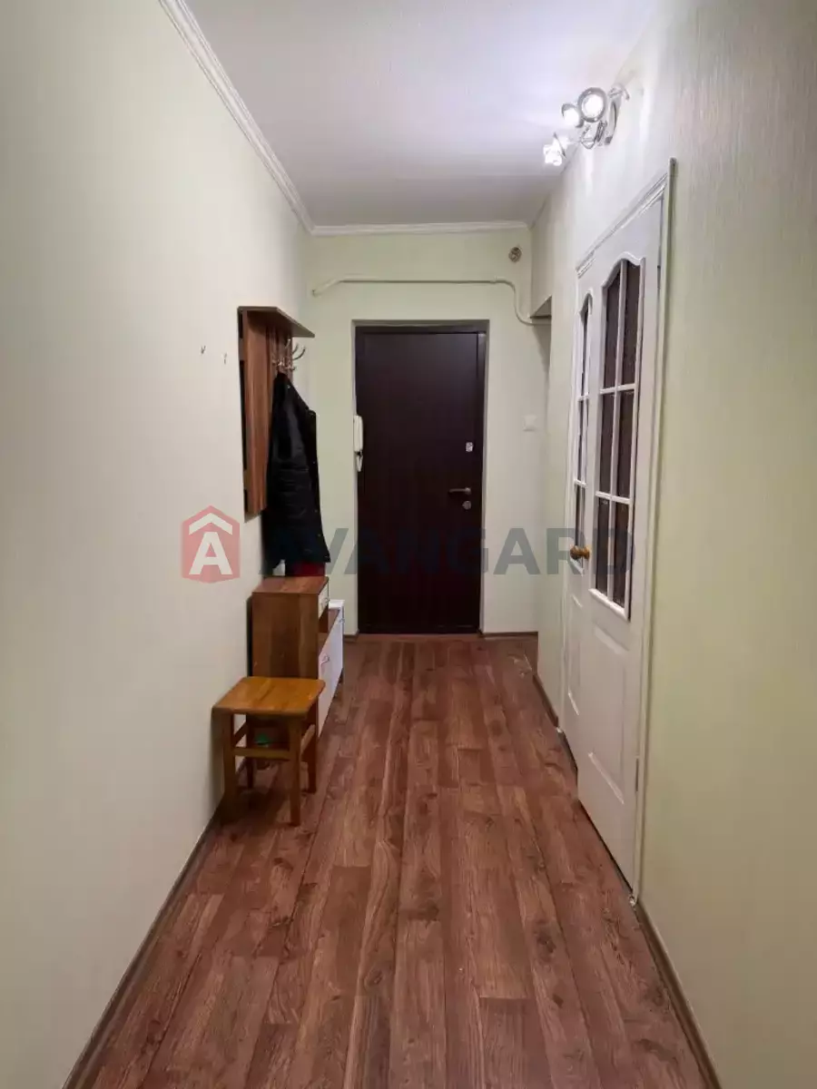3 ����. ��������, 67/-/8 ��. �., 1/9 ���� ���� 18