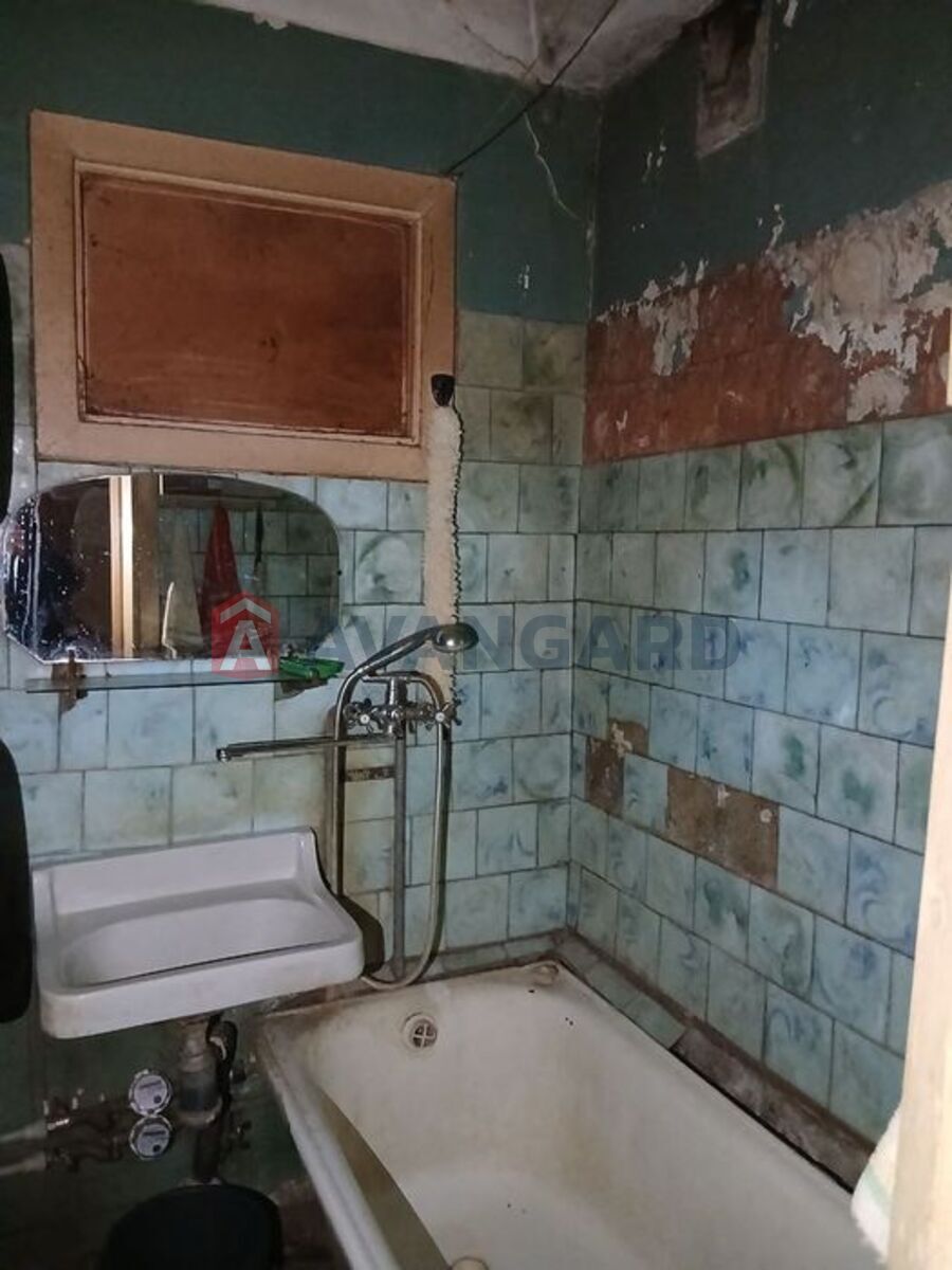 3 ��. ��������, 60/-/7 ��. �., 3/9 ������ ���� 13