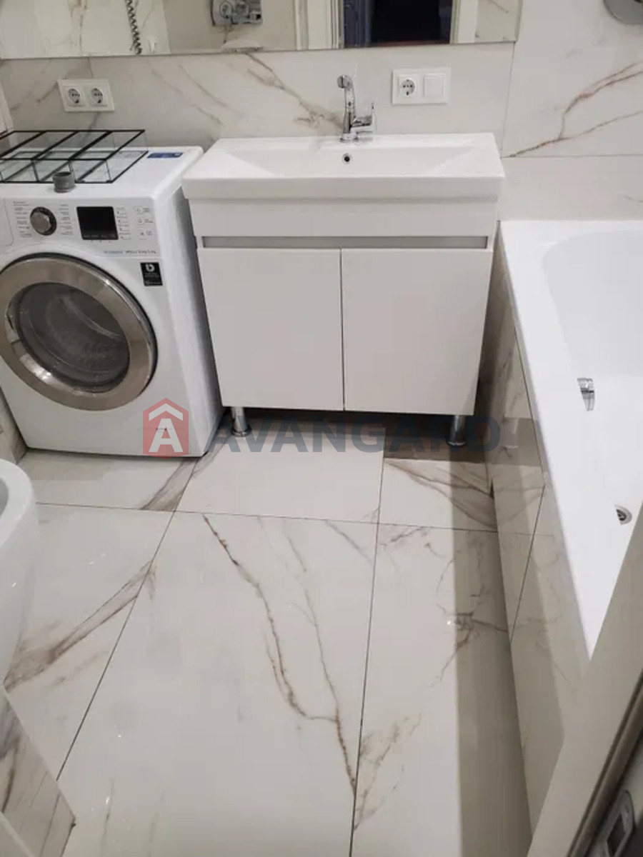 1 ��. ��������, 50/-/14 ��. �., 12/18 ������ ���� 7